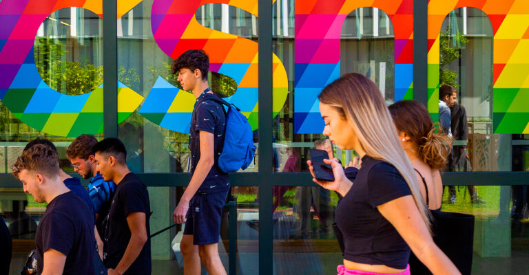 Apprenants au Campus Sud des Métiers de la CCI Nice Côte d’Azur lors d’une formation pratique.
